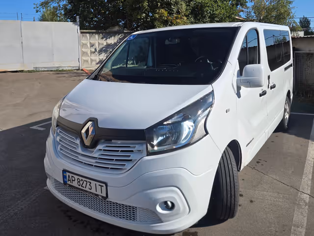 Renault Trafic 2016, Kyiv (city), $14 200 - image 1