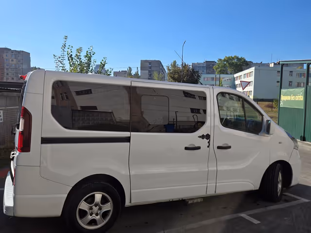 Renault Trafic 2016, Kyiv (city), $14 200 - image 3