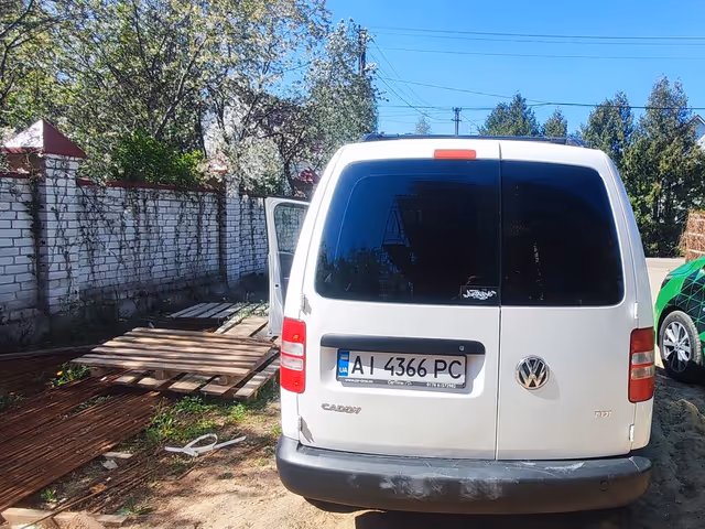 Volkswagen Caddy - фото 4