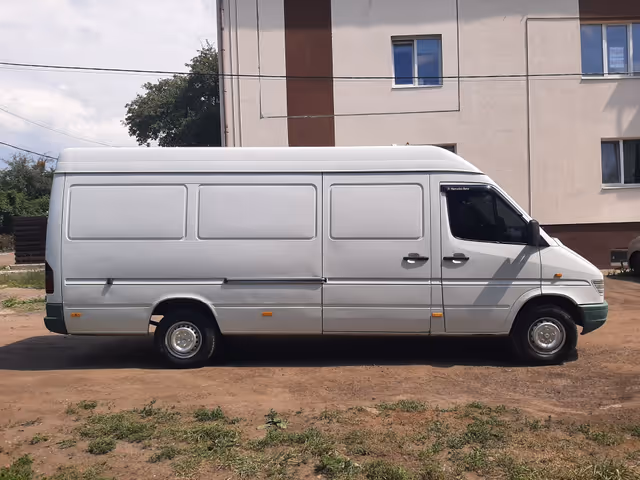 Mercedes-Benz Sprinter - фото 4