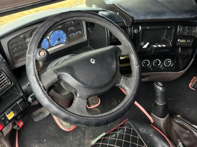 Renault Magnum - фото 3