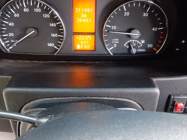 Mercedes-Benz Sprinter - зображення 3