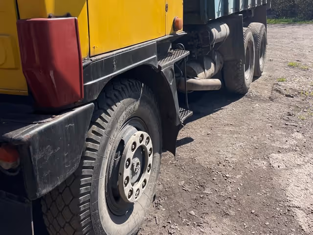 Tatra T 815 - фото 2