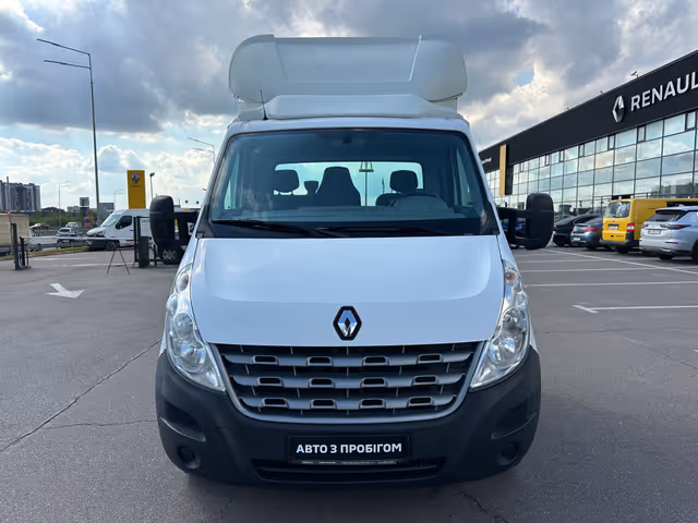 Renault Master - фото 2