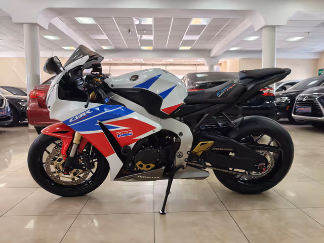 Honda CBR 1000 RR/RA Fireblade - зображення 5