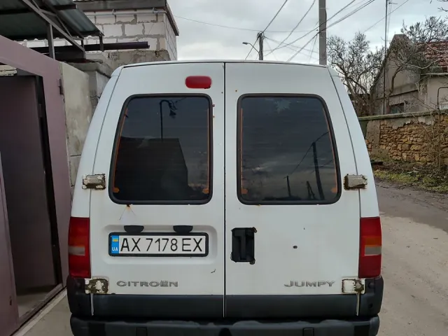 Citroen Jumpy - фото 4