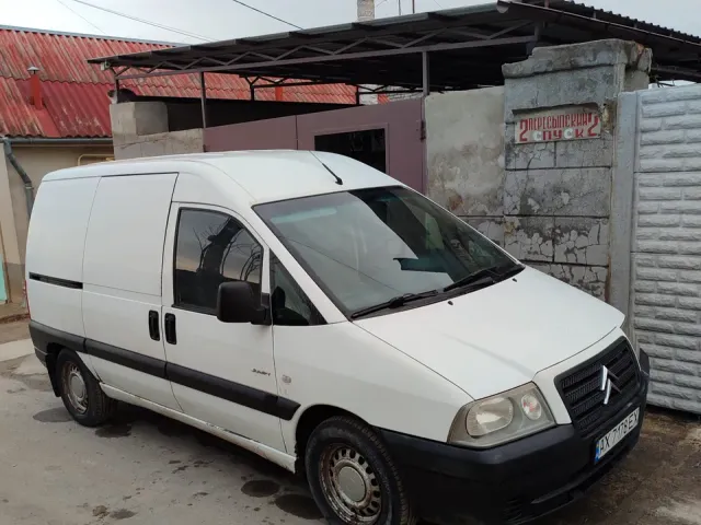 Citroen Jumpy - фото 1