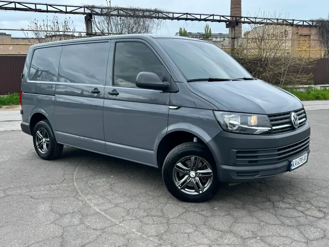 Volkswagen Transporter - фото 2